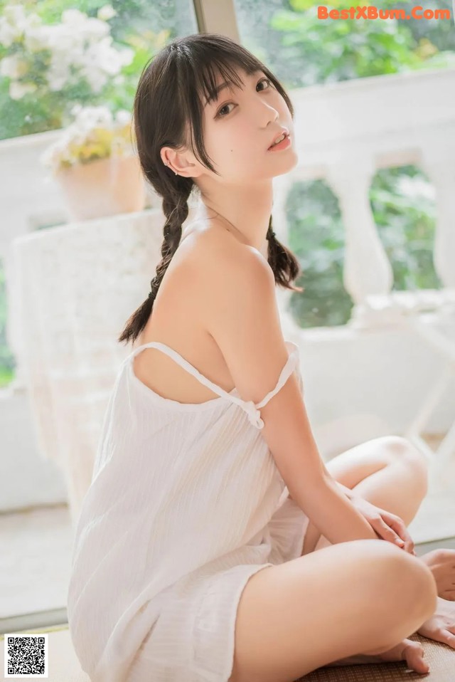 Coser@周叽是可爱兔兔 Vol.029: 盛夏 (19 photos) No.bff020