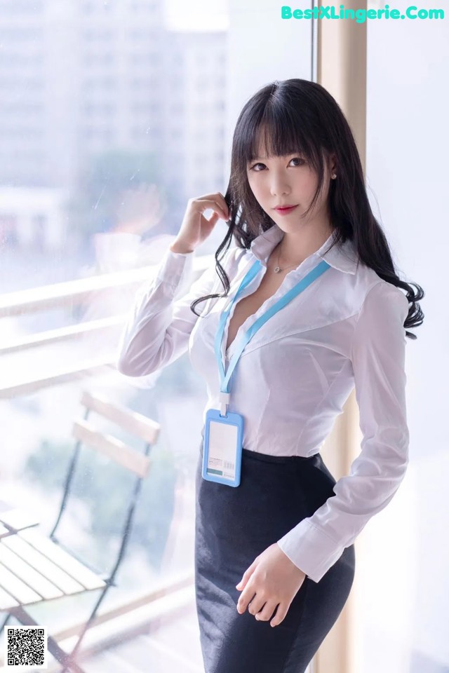 Coser @ 抖 娘 - 利 世: OL 写真 (48 photos) No.e4edab